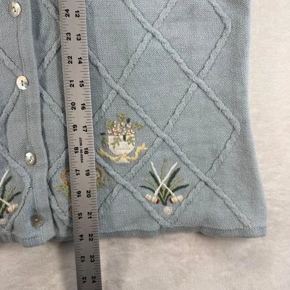 Susan Bristol Cardigan Sweater Short Sleeve Embroidered Knit Top XL‎ - Flawed - Picture 6 of 13